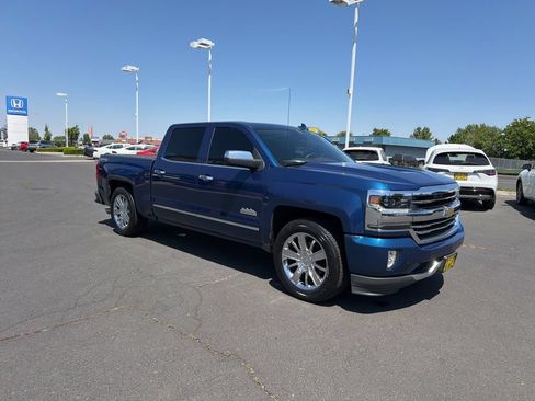 Used 2016 Chevrolet Silverado 1500 High Country w/ High Country Premium Package AWD/4WD image 7