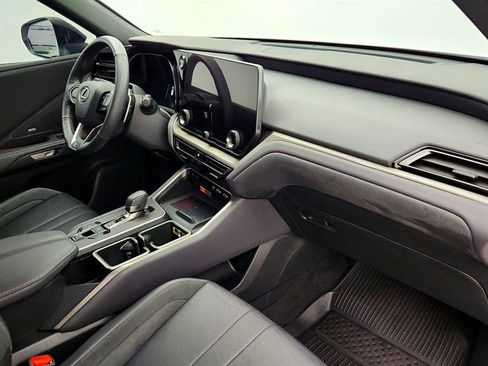 Used 2024 Lexus TX 500h AWD w/ Technology Package image 28