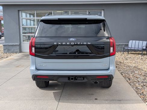 Certified 2025 Ford Expedition Max Active RWD image 5