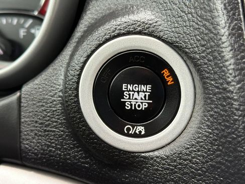 Used 2018 Dodge Journey SE FWD image 24