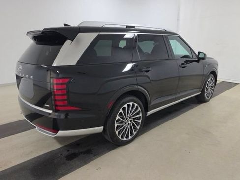 Used 2026 Hyundai Palisade Calligraphy AWD/4WD image 4