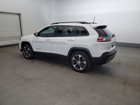 Used 2022 Jeep Cherokee Limited w/ Elite Package image 3