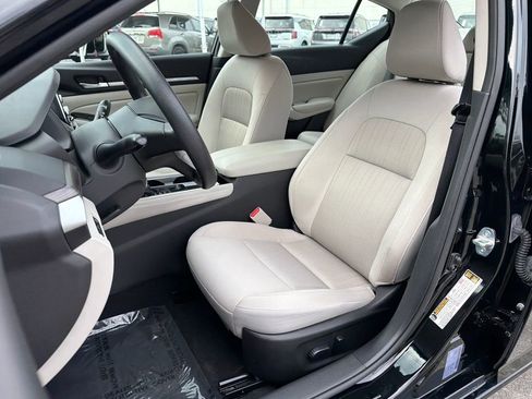 Used 2023 Nissan Altima 2.5 SV image 30