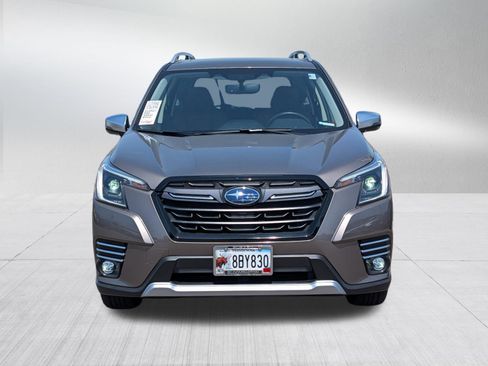 Used 2024 Subaru Forester Touring w/ POP Package 3 AWD/4WD image 2