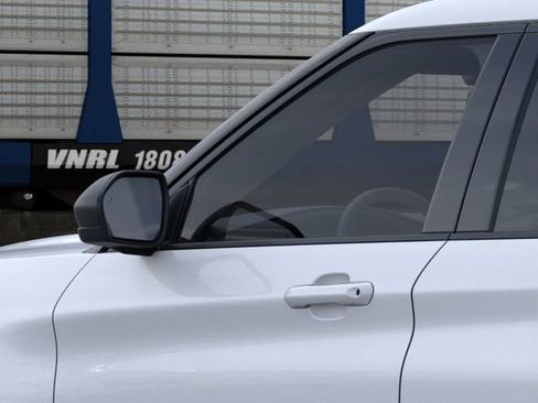 New 2026 Ford Explorer Active image 21