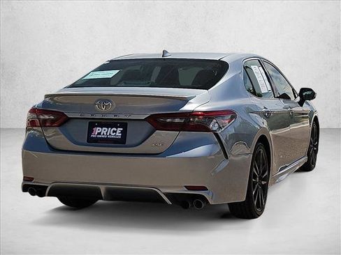 Used 2024 Toyota Camry XSE FWD image 5