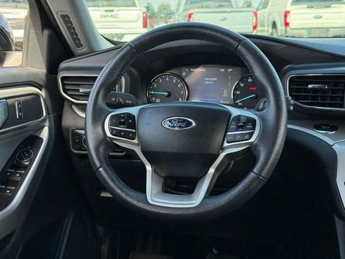 Certified 2023 Ford Explorer XLT w/ Equipment Group 202A AWD/4WD image 7