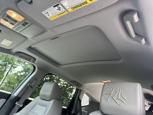 Used 2019 Honda CR-V EX-L image 28