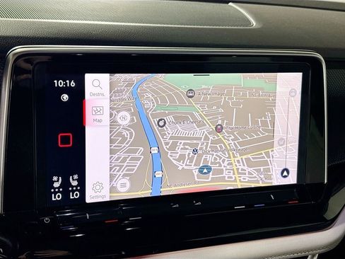 Used 2024 Volkswagen Atlas Cross Sport SEL Premium R-Line image 16