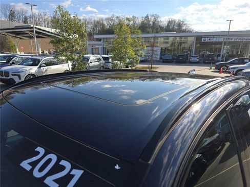 Used 2021 BMW X5 xDrive40i w/ M Sport Package image 12