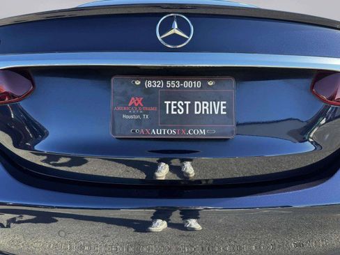 Used 2022 Mercedes-Benz E 350 4MATIC Sedan image 15