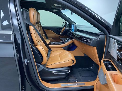 Used 2020 Lincoln Aviator Black Label w/ Dynamic Handling Package image 33