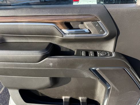 Used 2024 Chevrolet Silverado 2500 LT image 33