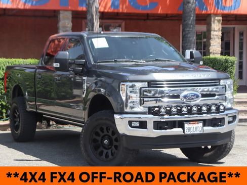 Used 2018 Ford F250 Lariat w/ Lariat Ultimate Package AWD/4WD image 2