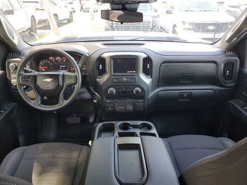 Used 2025 Chevrolet Silverado 2500 Custom w/ Custom Convenience Package AWD/4WD image 12