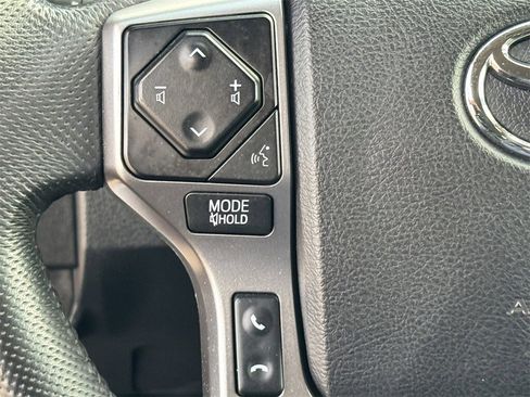 Used 2021 Toyota Tacoma SR5 w/ Technology Package image 10