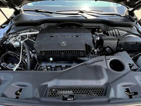 Used 2024 Acura MDX SH-AWD w/ Technology Package image 16