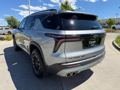 Used 2025 Chevrolet Traverse Z71 w/ Driver Confidence Package AWD/4WD image 7