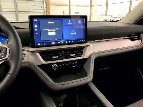 New 2026 Ford Explorer Active image 6