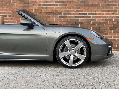 Certified 2022 Porsche 718 Boxster image 11