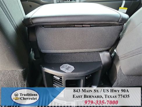 Used 2024 RAM 2500 Tradesman w/ Chrome Appearance Group image 20