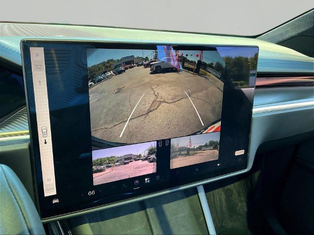 Used 2022 Tesla Model X Plaid AWD/4WD image 16