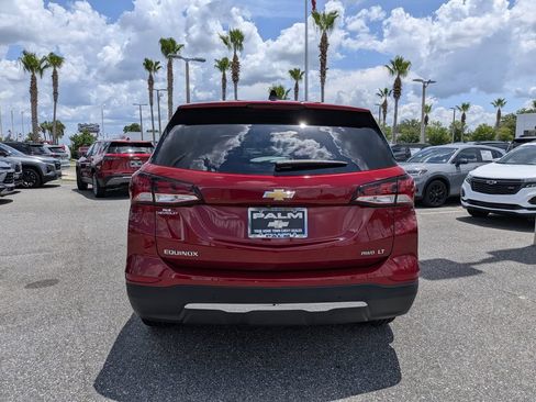 Used 2024 Chevrolet Equinox LT AWD/4WD image 4