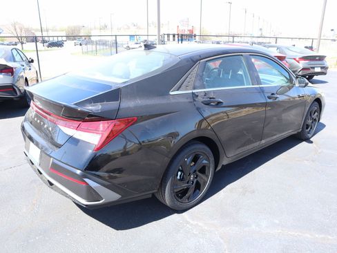 New 2026 Hyundai Elantra SEL Sport Premium FWD image 20