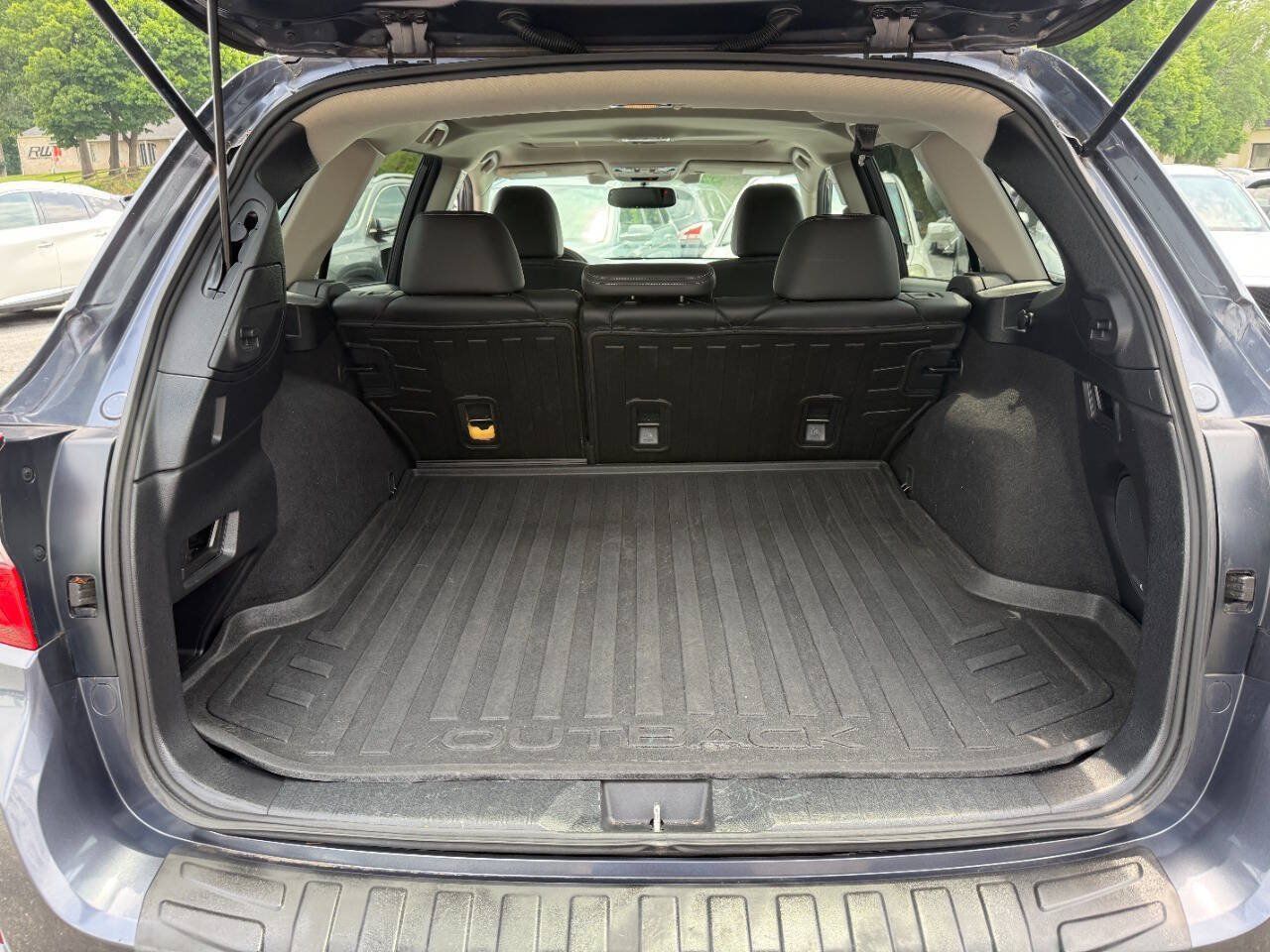 Used 2016 Subaru Outback 2.5i Limited AWD/4WD image 31