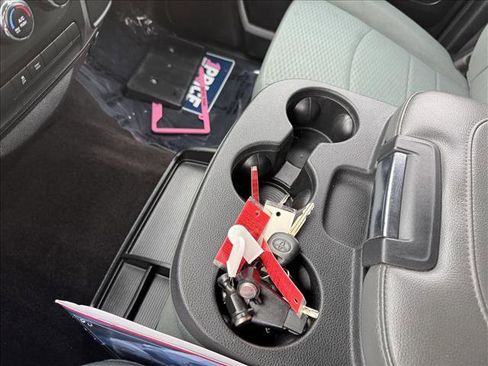 Used 2014 RAM 1500 Express image 15