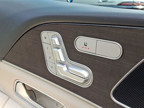 Used 2020 Mercedes-Benz GLE 350 4MATIC image 29