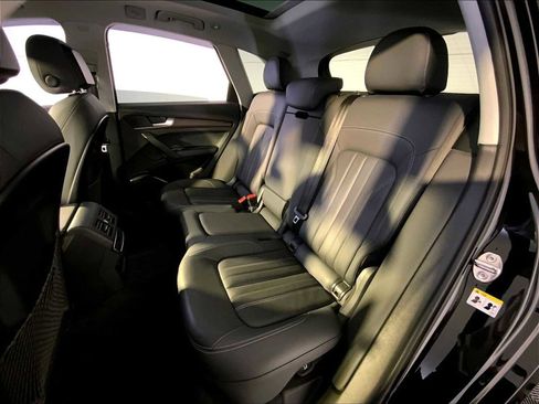 Used 2021 Audi Q5 Premium w/ Convenience Package image 24