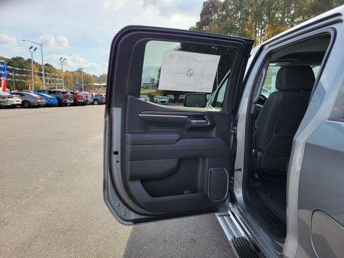 New 2026 GMC Sierra 1500 SLT image 29