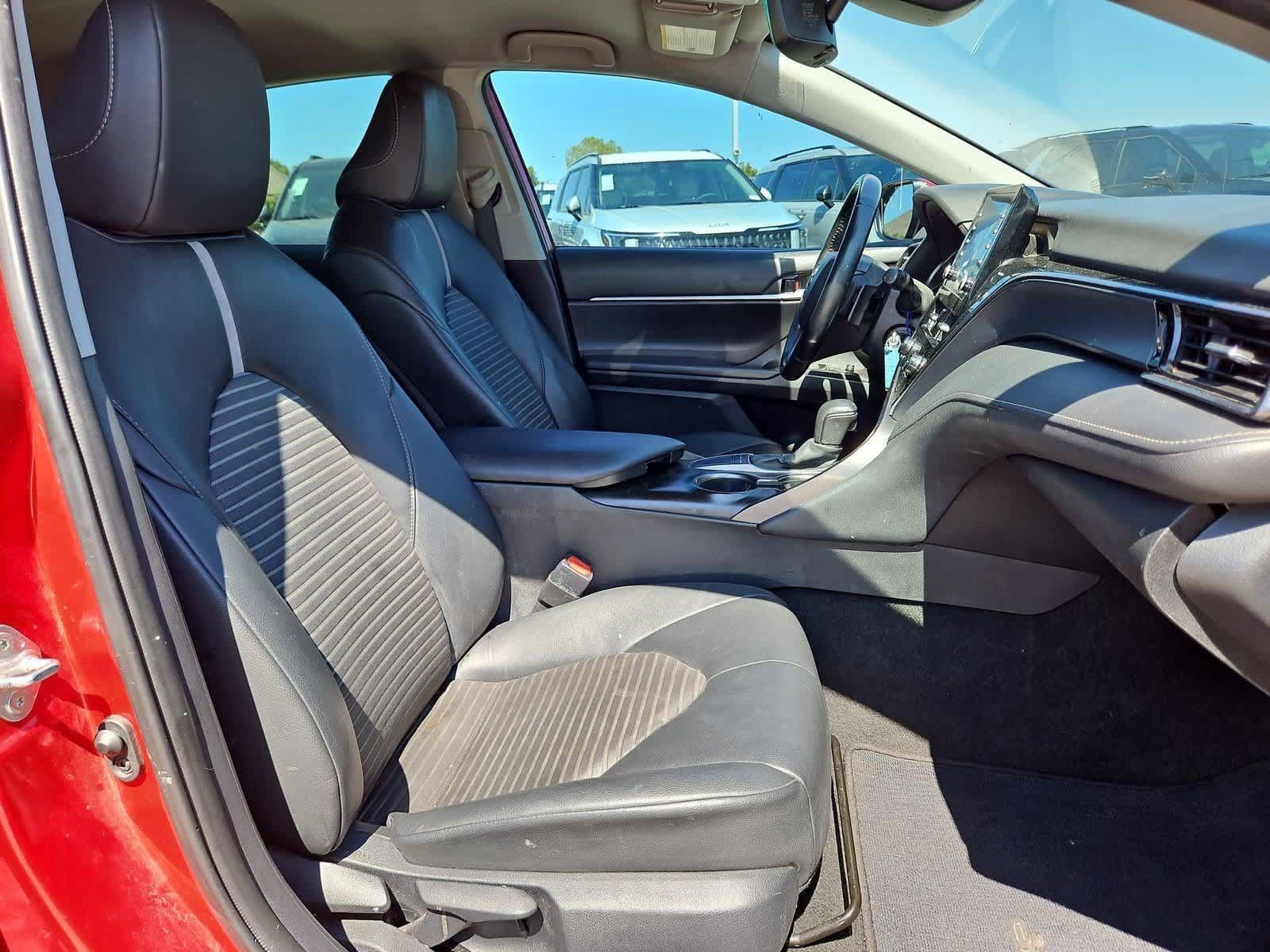 Used 2023 Toyota Camry SE FWD image 20