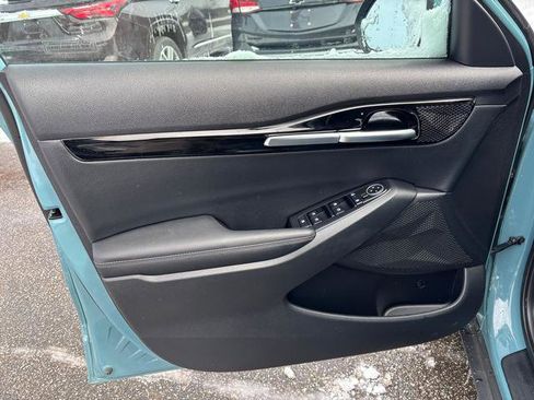 Certified 2024 Kia Seltos EX image 11