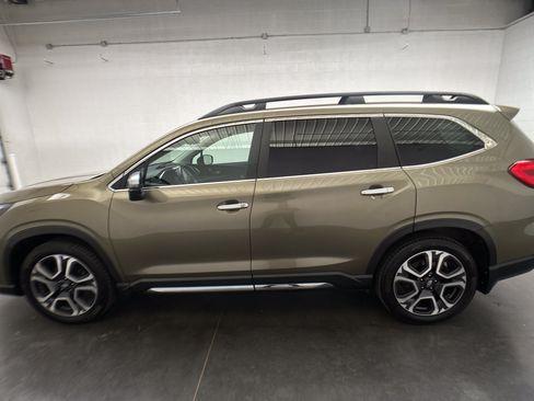 Used 2023 Subaru Ascent Touring AWD/4WD image 6