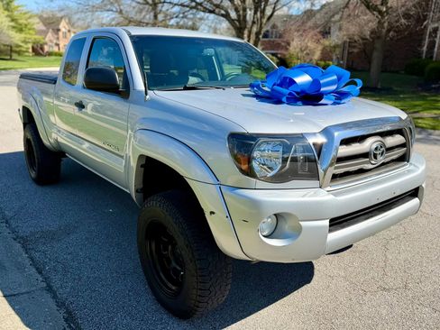 Used 2009 Toyota Tacoma 4x4 Access Cab V6 image 3