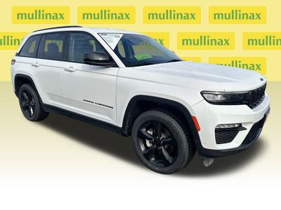 Used 2023 Jeep Grand Cherokee Limited w/ Luxury Tech Group II