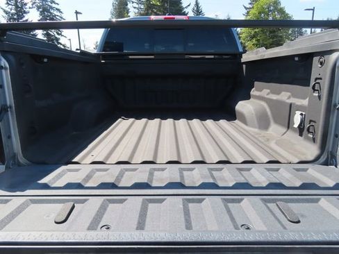 Used 2023 GMC Canyon AT4X w/ Edition 1 AWD/4WD image 8