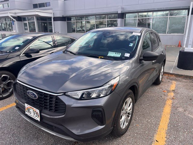 Used 2024 Ford Escape Active FWD image 3