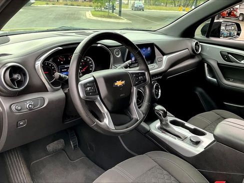 Used 2019 Chevrolet Blazer LT FWD image 18