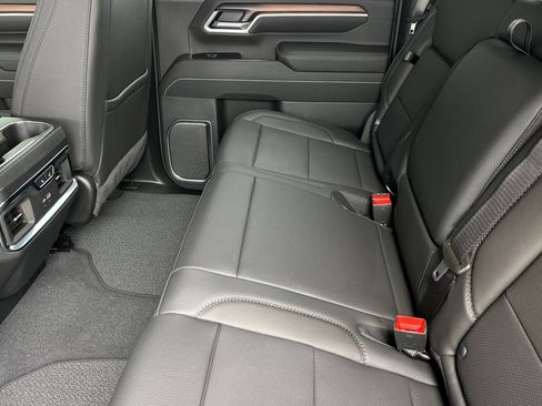 New 2026 GMC Sierra 2500 Denali AWD/4WD image 9
