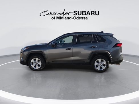 Used 2021 Toyota RAV4 XLE FWD image 5