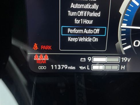 Used 2025 Toyota Tundra Limited image 24