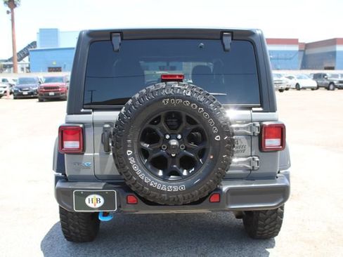Used 2023 Jeep Wrangler Unlimited w/ 8.4" Radio Group AWD/4WD image 5