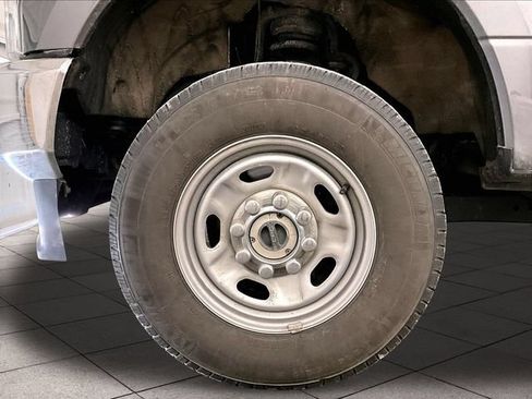 Used 2022 Ford F250 XL w/ Power Equipment Group AWD/4WD image 8