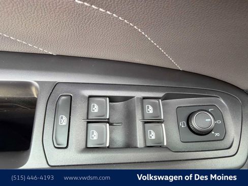 Used 2023 Volkswagen Atlas SEL Premium AWD/4WD image 24