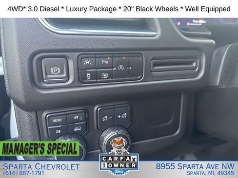 Used 2023 Chevrolet Tahoe LT w/ Luxury Package AWD/4WD image 12