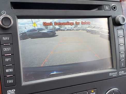 Used 2013 Chevrolet Suburban LTZ AWD/4WD image 16