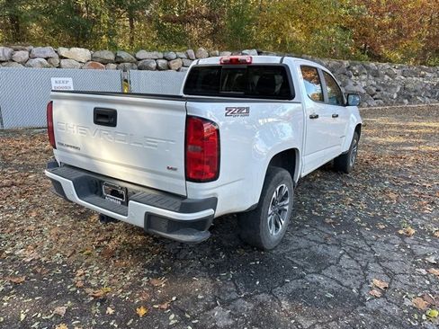 Used 2022 Chevrolet Colorado Z71 image 5